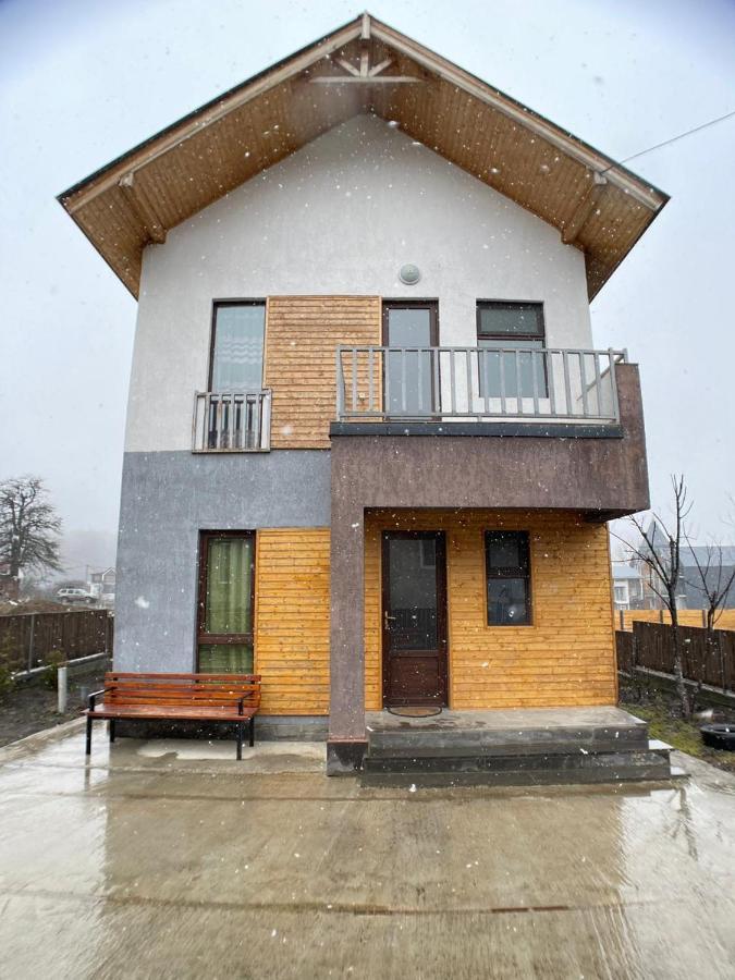 Villa In 巴库里阿尼 外观 照片